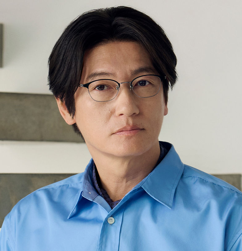 井浦新が出逢うi-EXECUTIVEの世界 | ラインアート シャルマン